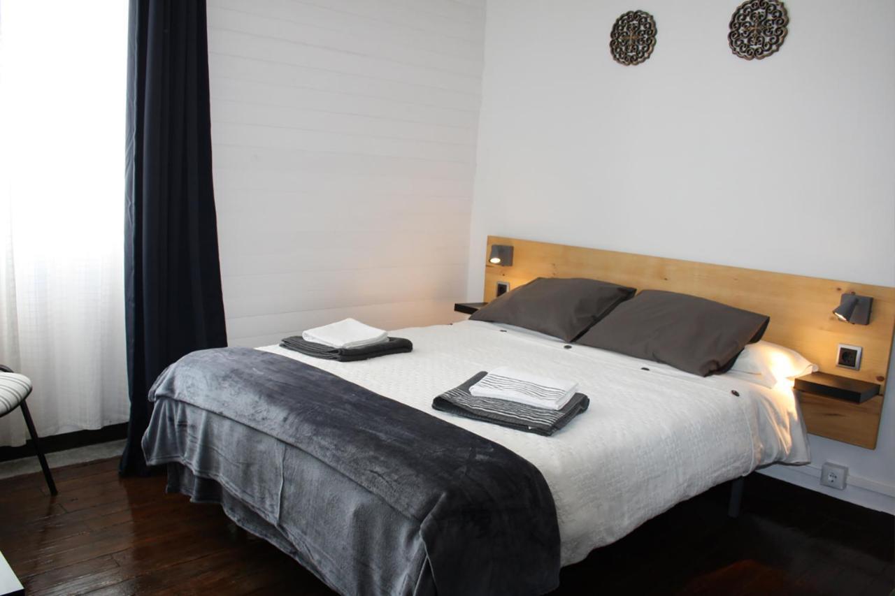 דירות גיטריז Piso Centrico Amplio, Luminoso, En Casa De Piedra מראה חיצוני תמונה