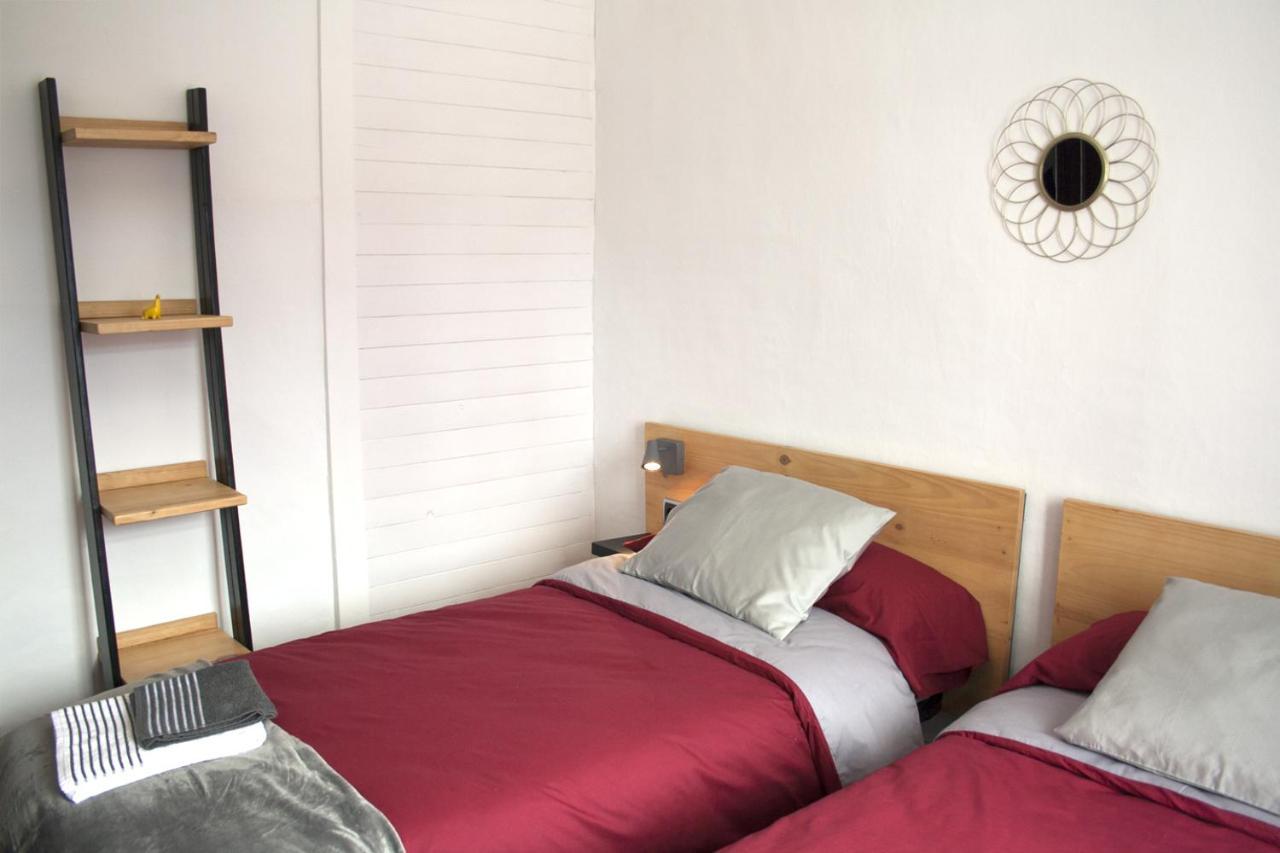 דירות גיטריז Piso Centrico Amplio, Luminoso, En Casa De Piedra מראה חיצוני תמונה